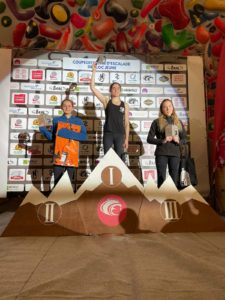 Lire la suite à propos de l’article Coupe de France de bloc de Chambéry : Un podium et un finaliste