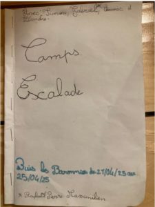 Lire la suite à propos de l’article Cinq jours d’aventure ver1cale à Buis pour cinq jeunes de l’école d’escalade : Gwendoline, Simon, Léandro, Thomas et Raphaël.