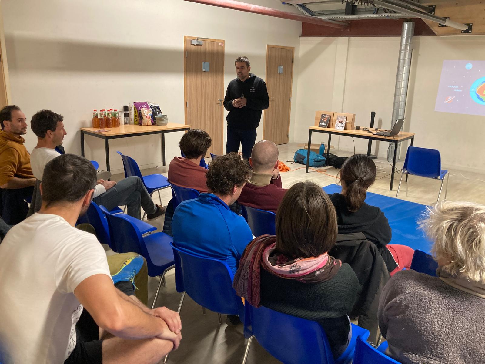 You are currently viewing Conférence-Ateliers