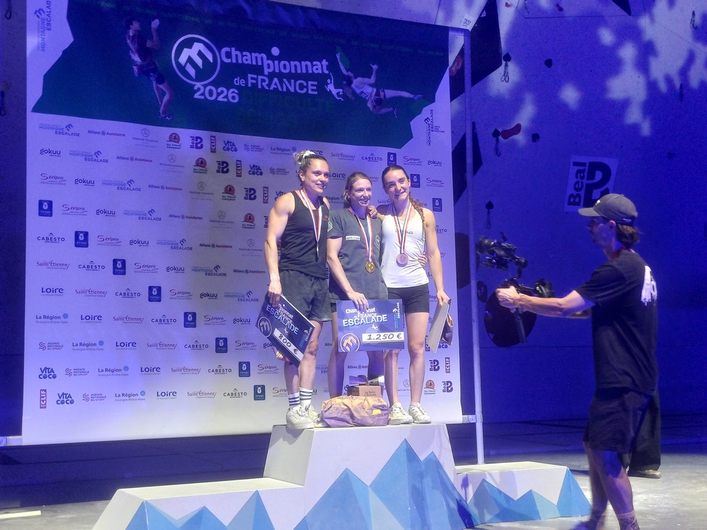You are currently viewing Championnat de France seniors de difficulté : Ina PLASSOUX DJIGA en argent, Arsène DUVAL en bronze et Pierre MARZULLO, champion de France U21